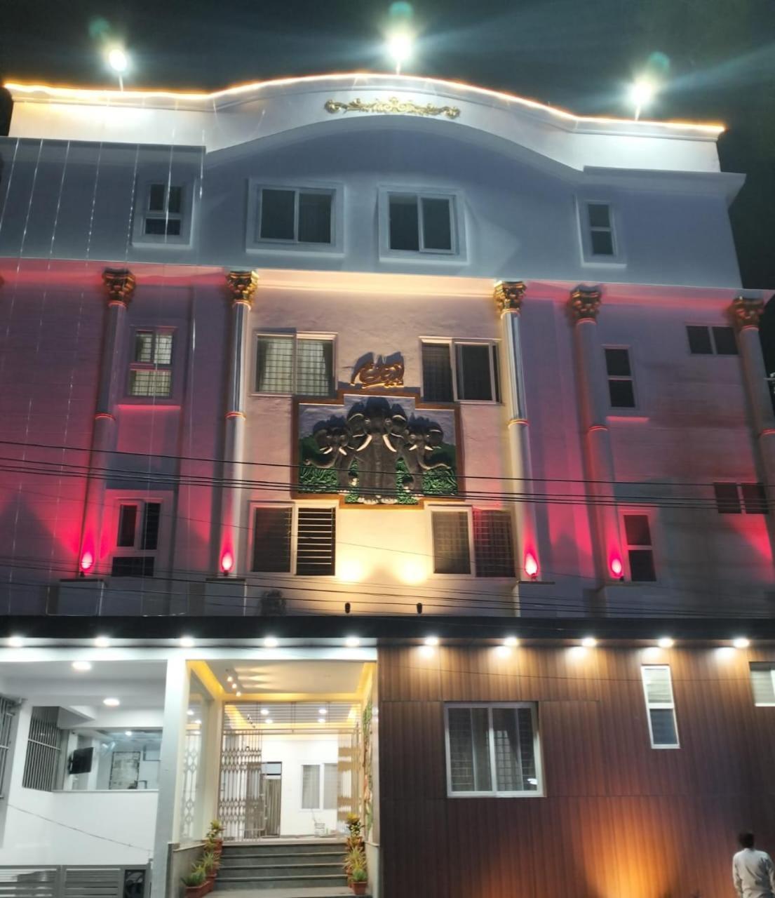 Amma Inn Elegance Suites And Apartments Maiçor Exterior foto